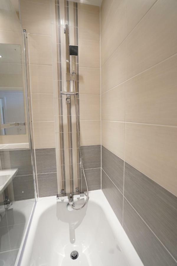 Perfectly Located Stunning Apartment Λονδίνο Εξωτερικό φωτογραφία