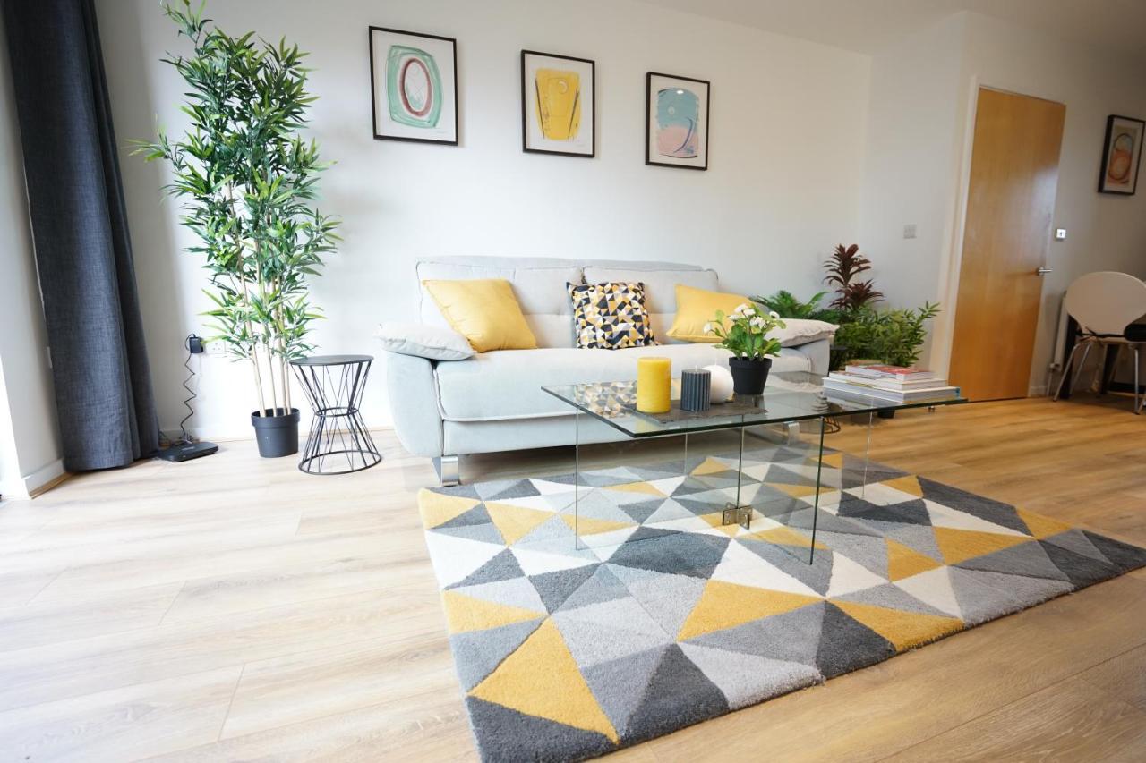 Perfectly Located Stunning Apartment Λονδίνο Εξωτερικό φωτογραφία